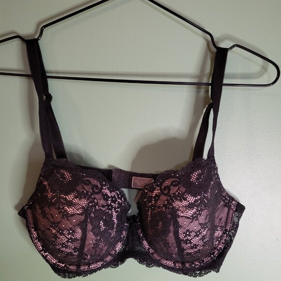 Victoria's Secret bras - 34D - pink and pink with black lace - Picture 3 of 9